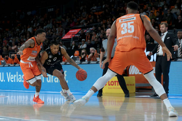 协杯与亚冠 协杯与亚冠